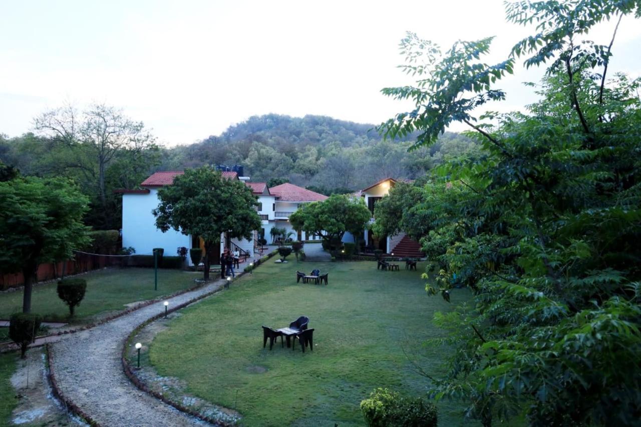 Jim Corbett Resort Rāmnagar Eksteriør bilde